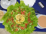 Salada com alface crespa